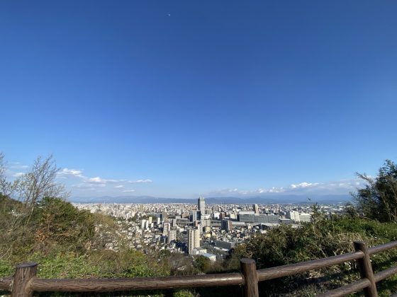 万日山