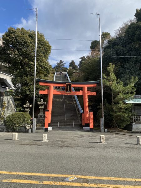 高良大社