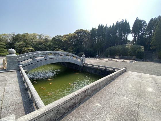 蓮華院誕生寺