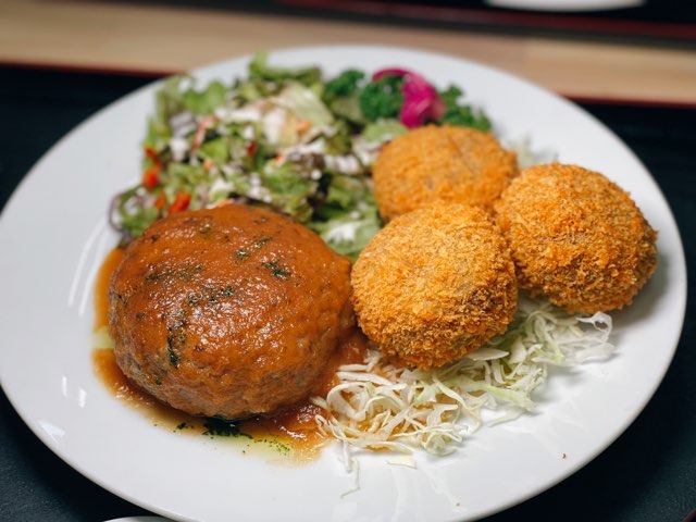 肉食堂よかよか