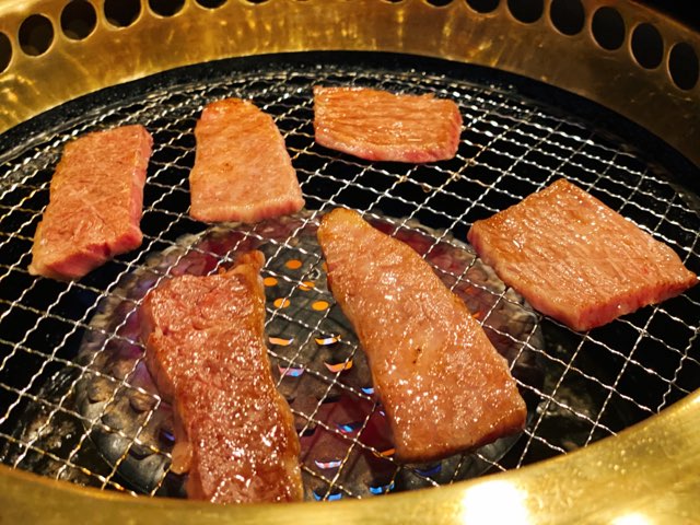 焼肉あき山