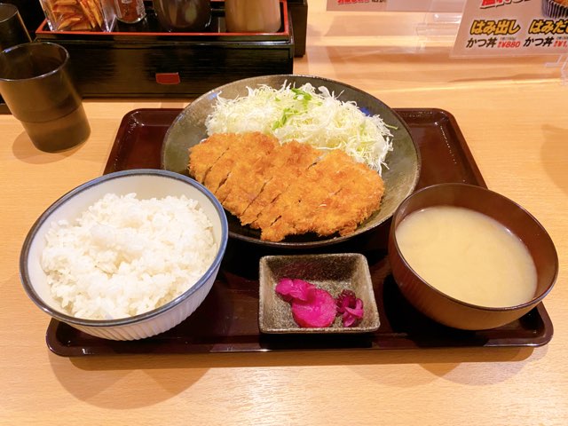 おぐらの定食江越店