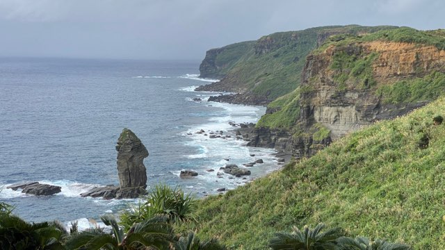 与那国立神岩