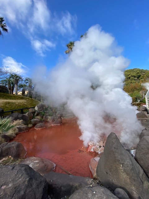 別府地獄めぐり海地獄