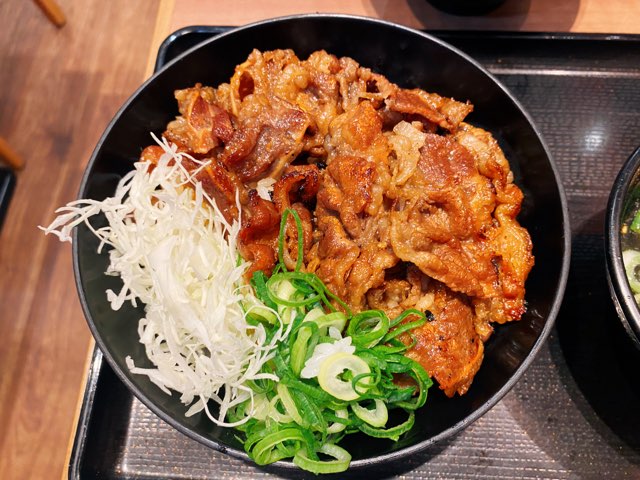 韓丼福岡空港南店