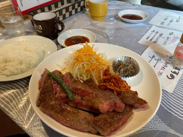 子飼まんぷく亭