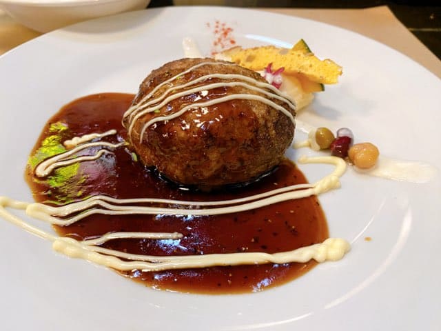 芳文