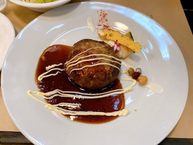 芳文