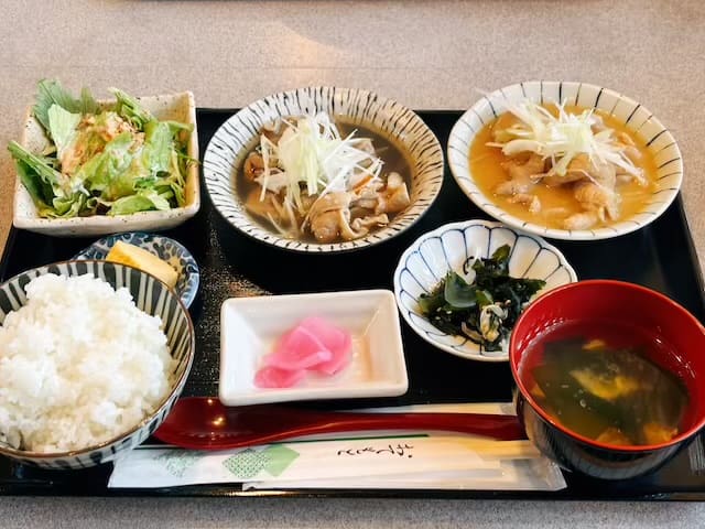 創作串屋とら壱