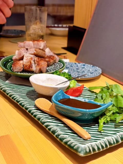 胴長短足