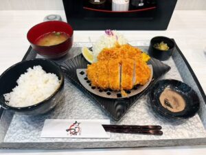 かつ弘