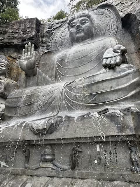 摩崖の里大島石仏山