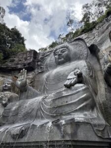 摩崖の里大島石仏山