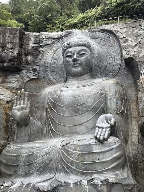 摩崖の里大島石仏山