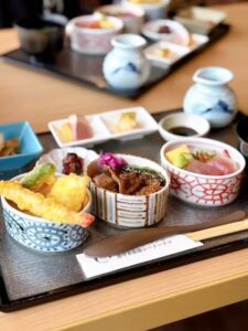 どんぶり亭 天のや