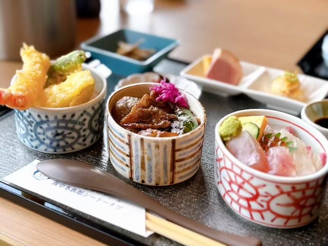 どんぶり亭 天のや