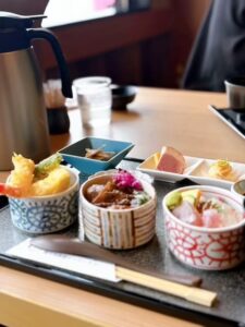 どんぶり亭 天のや