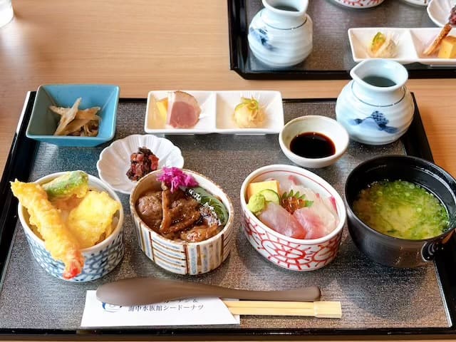 どんぶり亭 天のや