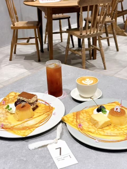Once upon an egg喫茶室