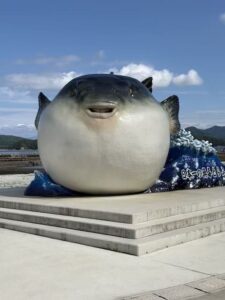 天草市倉岳町とらふぐモニュメント