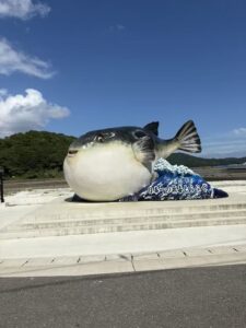 天草市倉岳町とらふぐモニュメント