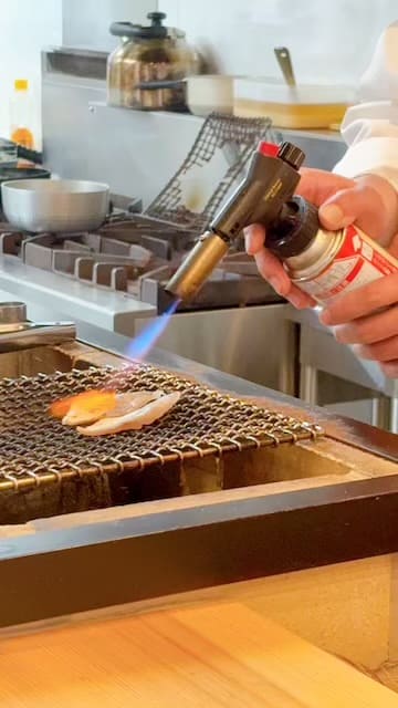 鮨と炉ばた扇の浦