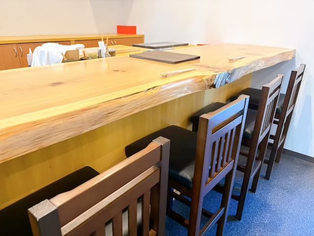 鮨と炉ばた扇の浦